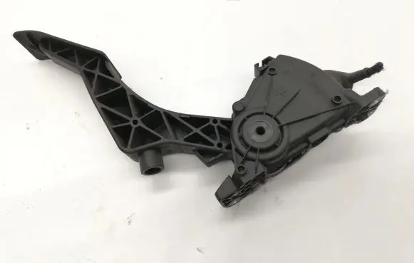 Volkswagen Transporter - Caravelle T5 Accelerator throttle pedal 7H1721503