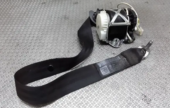 Volkswagen PASSAT B6 Front seatbelt 3C1857706F