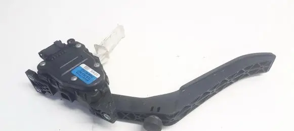 Volkswagen Touareg I Accelerator throttle pedal 7l6723507 6pv00770-24
