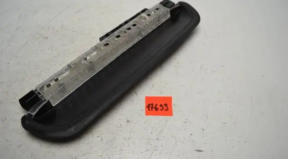 BMW 3 E46 Third/center stoplight 8386963