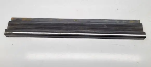 Mercedes-Benz S W126 Front sill trim cover