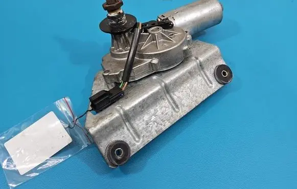 Mitsubishi Space Star Rear window wiper motor 0390206515 IMPRK1604168