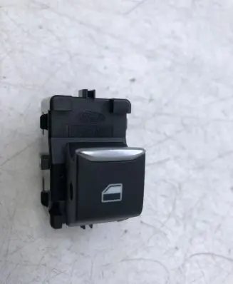 Ford Puma Electric window control switch L1TBA31010A