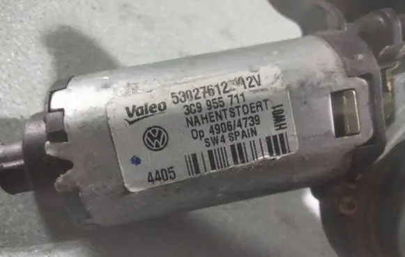 Volkswagen PASSAT B6 Rear window wiper motor 3C9955711 53027612 49064739