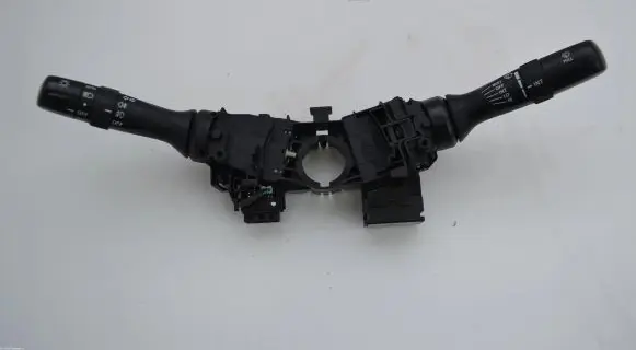 Lexus IS 220D-250-350 Indicator stalk 4211017F219