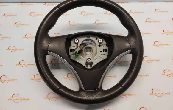 BMW 1 E82 E88 Steering wheel 3051626