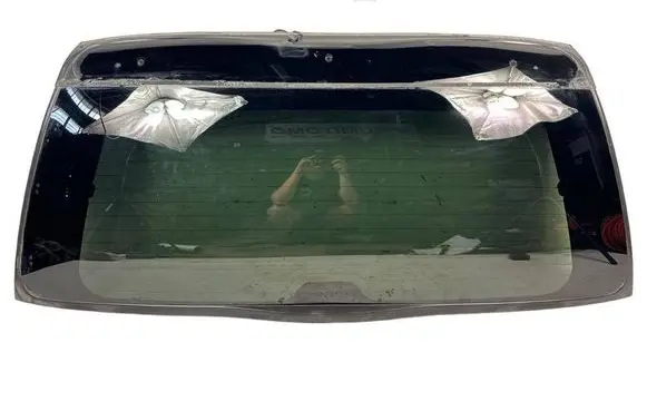 Cadillac Escalade Opening tailgate glass 15847110
