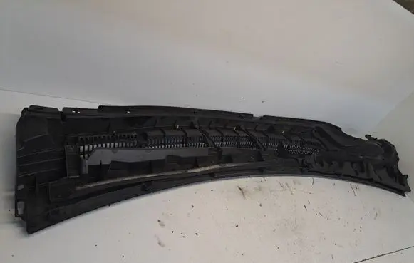 Toyota Prius (XW30) Wiper trim 5578147090