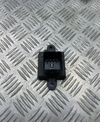 Ford Transit Custom Glow plug pre-heat relay JX6112B533AA