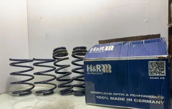 BMW 3 E90 E91 Set of springs and shock absorbers (Front and rear) 29187