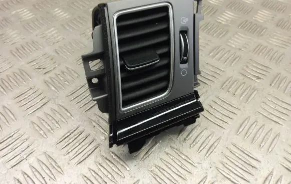 KIA Niro Dash center air vent grill 97410-G5800