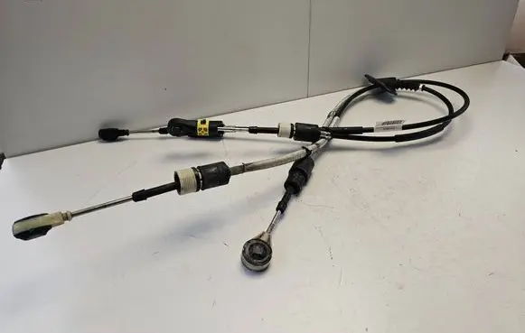 Volvo V60 Gear shift cable linkage 31367772 4YTA086