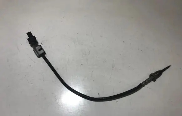 BMW 5 GT F07 Exhaust gas temperature sensor 8509963 265600-2780