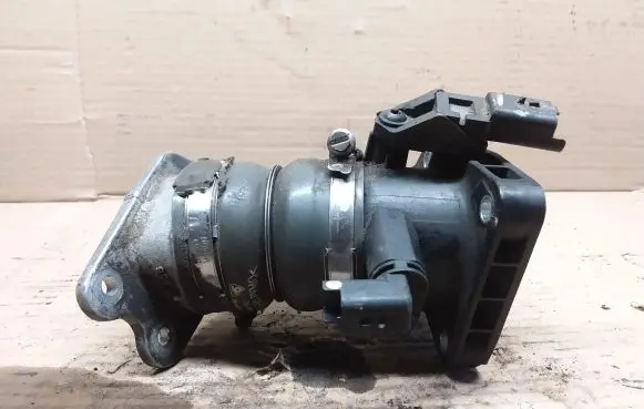 Ford Focus Air pressure sensor 7V2Q9J444AD