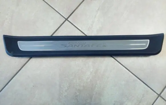 Hyundai Santa Fe Rear sill trim cover 85889B8300 NE70264