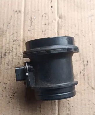 Audi Q7 4L Mass air flow meter 059906461N
