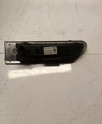 BMW 7 F01 F02 F03 F04 Front fender indicator light 7203371 63137203371