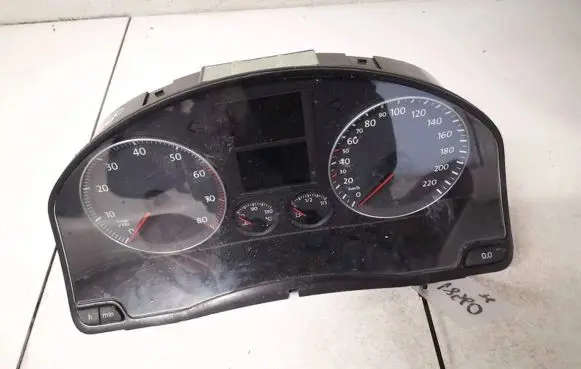Volkswagen Golf Plus Speedometer (instrument cluster) 1k0920851f v0021000