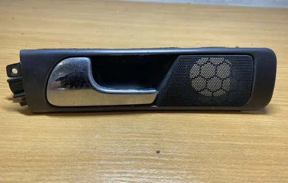 Audi A6 S6 C5 4B Rear door interior handle 4B0839019 C1480