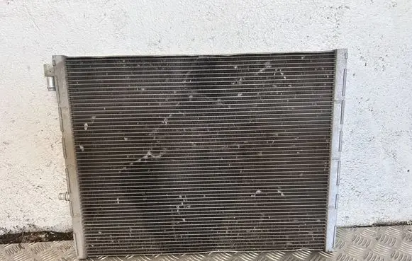 BMW X5 E70 Coolant radiator 7576273 P5666009