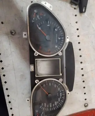 Audi A6 S6 C6 4F Speedometer (instrument cluster)
