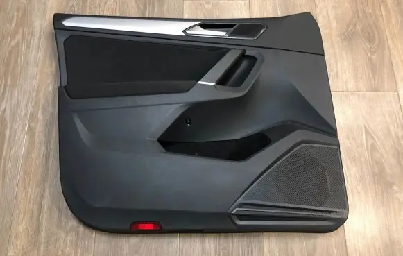Volkswagen Tiguan Front door card panel trim 5NB867011LL