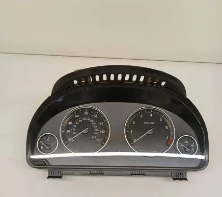 BMW 5 F10 F11 Speedometer (instrument cluster) 928048101