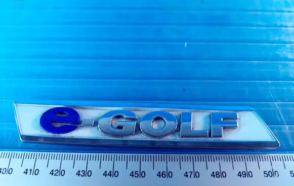 Volkswagen Golf V Manufacturers badge/model letters 5GE853679A 119435