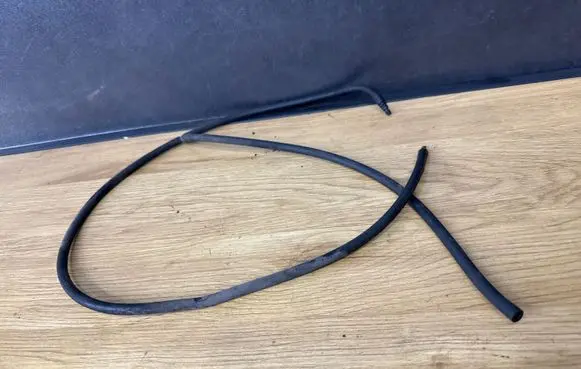 Volvo XC90 Vacuum line/pipe/hose 11326
