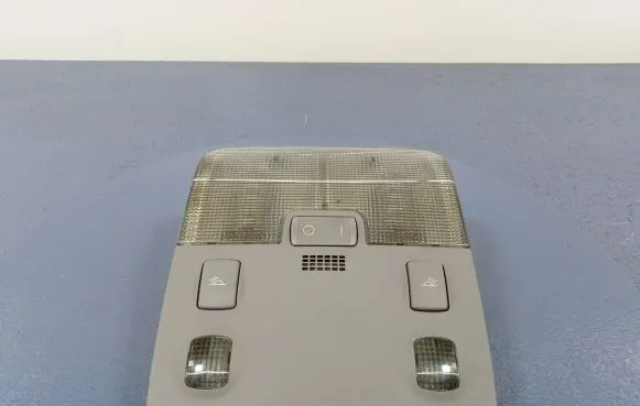 Audi A3 S3 8L Boot/trunk interior light 8L0947111D