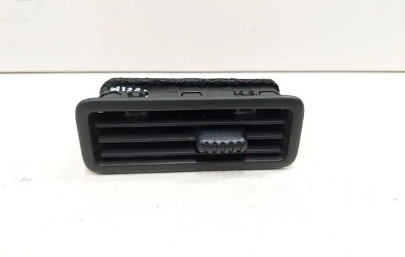 Nissan Murano Z50 Dashboard side air vent grill/cover trim H6465421110