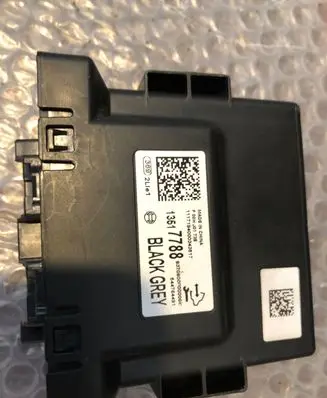 Opel Insignia B Parking PDC control unit/module 13517788
