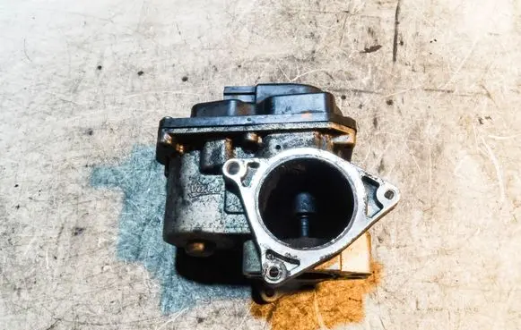 Audi A6 S6 C6 4F EGR valve