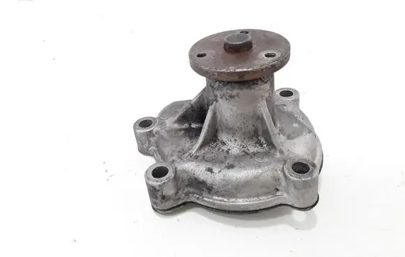 Opel Astra H Water pump