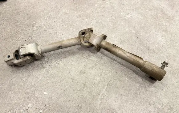 Ford Ranger IV Steering column universal joint