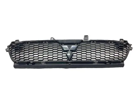 Front bumper upper radiator grill