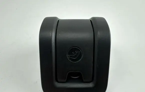 Audi A3 S3 8V ISOFIX cover 8V0887233A