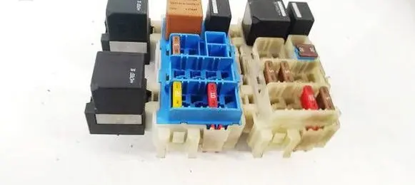 Land Rover Discovery Sport Fuse box set BS7T14K131DA