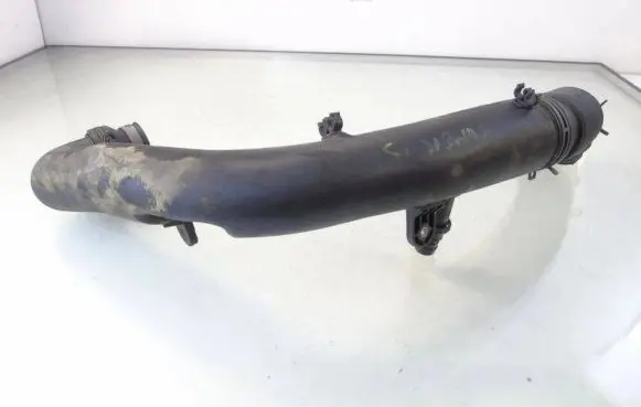 Skoda Superb B5 (3U) Air intake hose/pipe 1K0129654AD