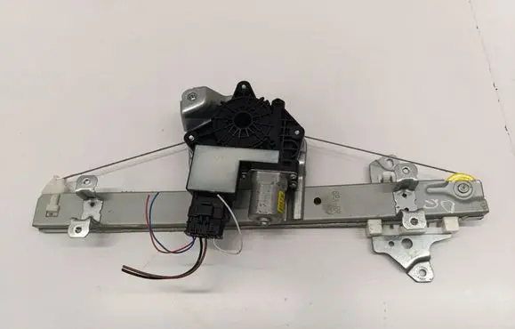 Nissan X-Trail T33 Rear door window regulator with motor 827506RN1B