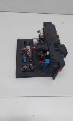 Mercedes-Benz E W211 Fuse module 2115456201 00403133A320