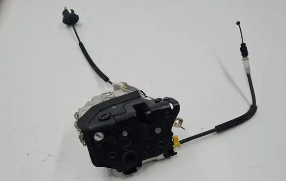Audi A4 S4 B8 8K Rear door lock 8K0839015C