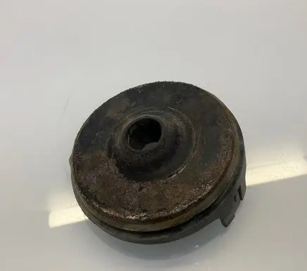 Mercedes-Benz CLS C219 Rear coil spring rubber mount
