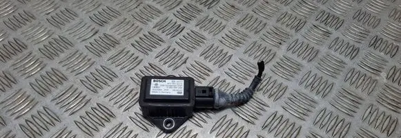 Volkswagen PASSAT B5.5 ESP acceleration yaw rate sensor 8E0907637A 0022580 0265005245