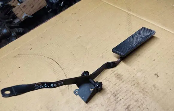 Jeep Grand Cherokee (WJ) Accelerator throttle pedal 4854131AB