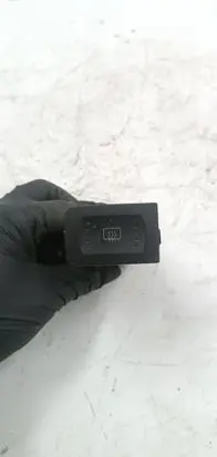Volkswagen Golf IV Windscreen/window heater switch 1j0959621b 8K0959621B 1J0953235A