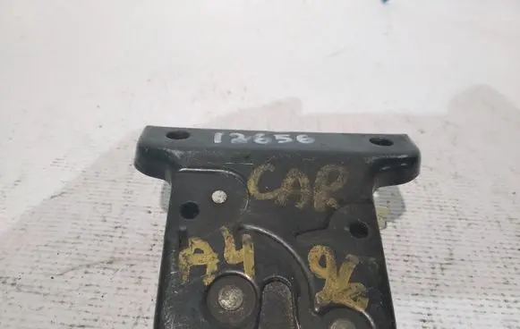Audi A4 S4 B5 8D Loading door lock 301097