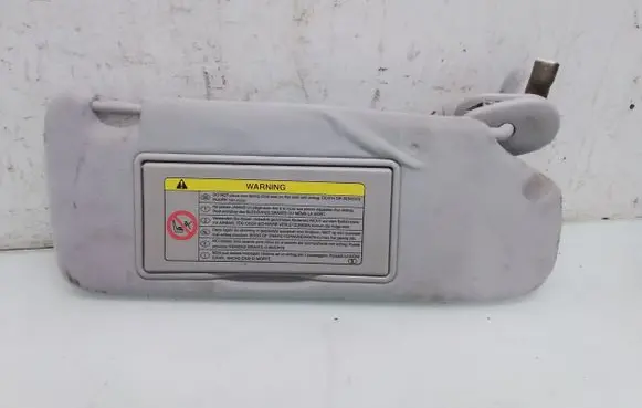 Toyota Avensis T250 Sun visor