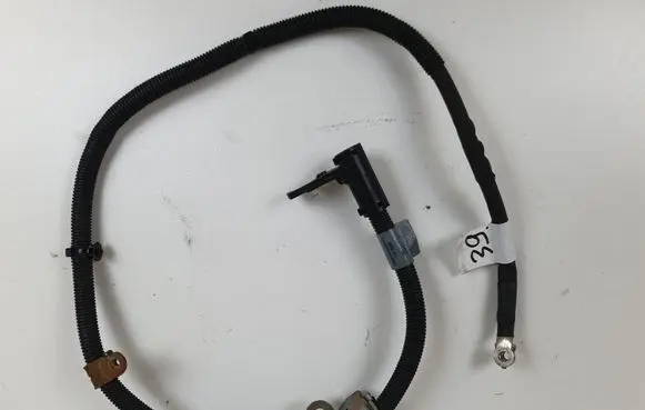 Mercedes-Benz GLA W156 X156 Positive cable (battery) A2465405933