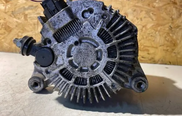 Mazda 6 Generator/alternator A2TX9181 12V150A3228